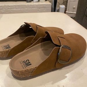 Clogs like Birkenstock